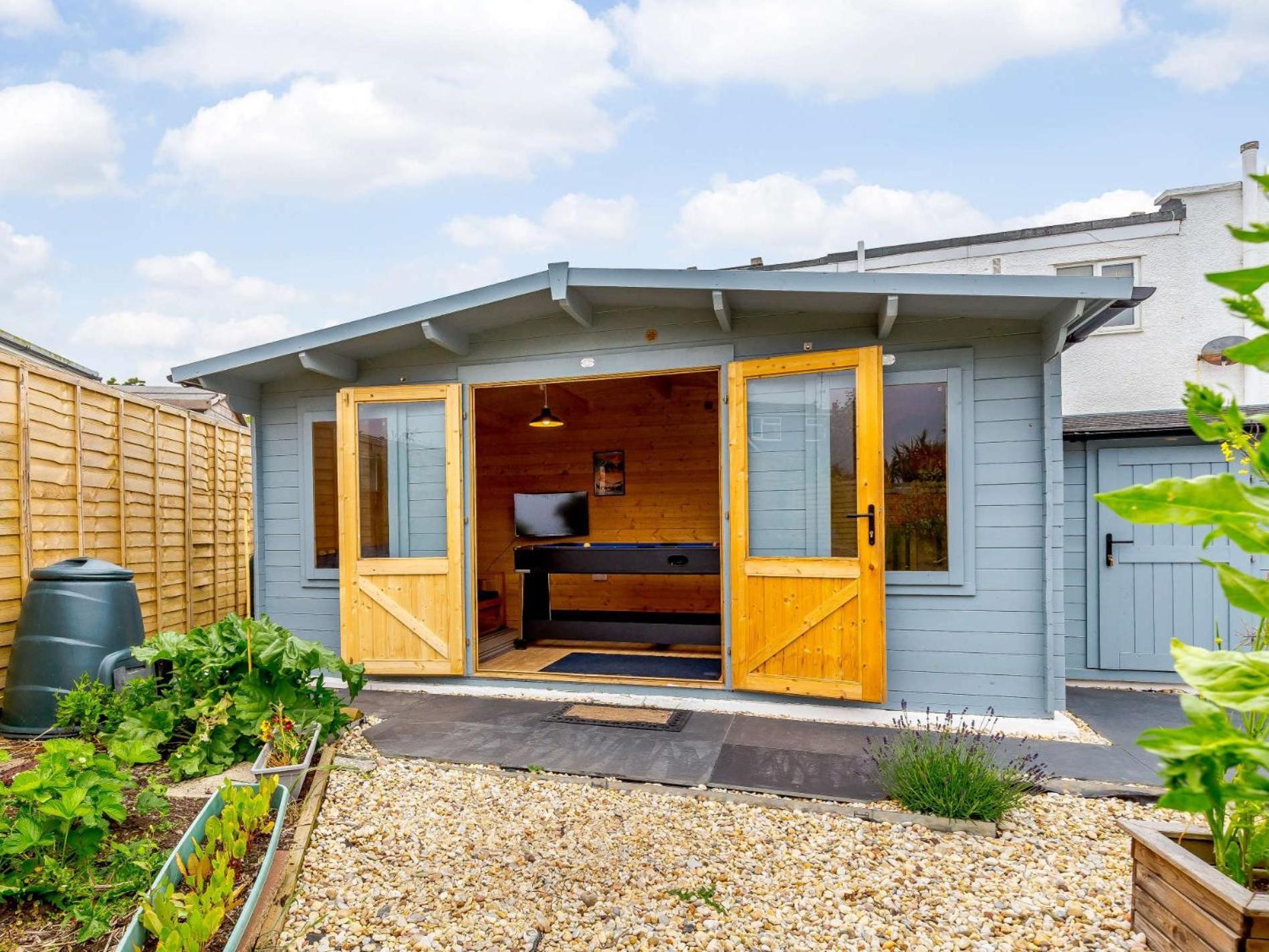 4 Bed In Newquay 83117